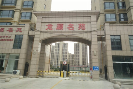 花千树3室2厅1卫72万97m2精装修出售